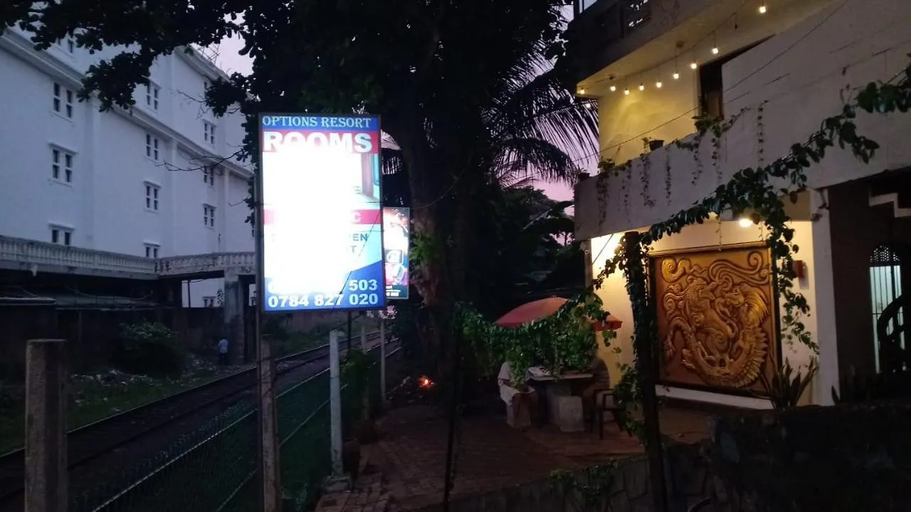 Mount Laveniya Options Guest House & Restaurant Dehiwala-Mount Lavinia