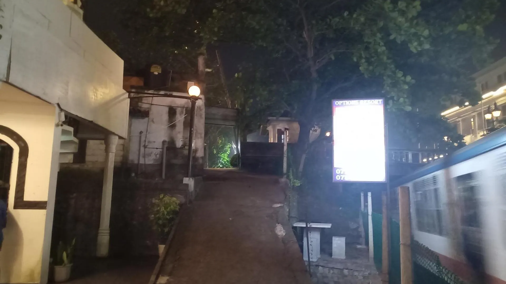 Inn Mount Laveniya Options Guest House & Restaurant Dehiwala-Mount Lavinia