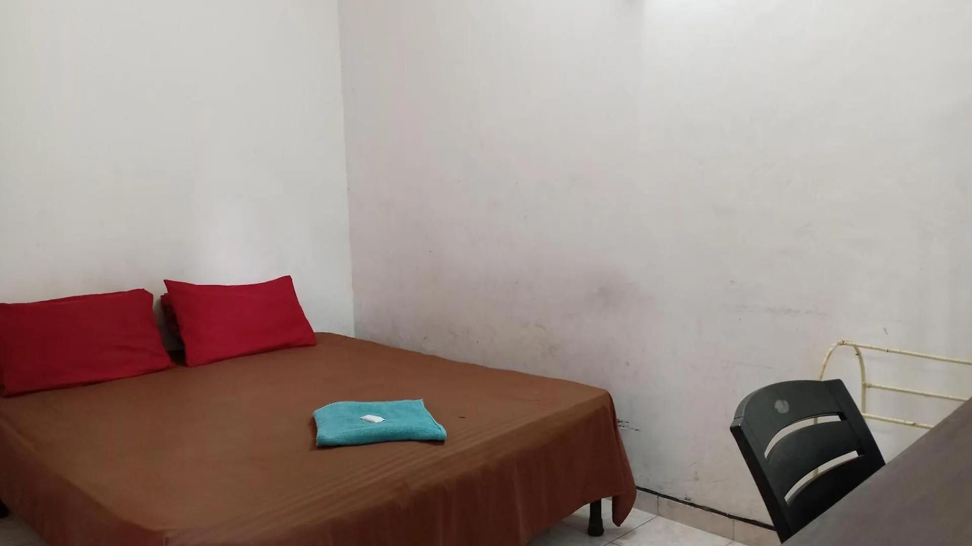 Mount Laveniya Options Guest House & Restaurant Dehiwala-Mount Lavinia 0*,  Sri Lanka