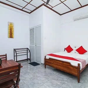 Leo's Dehiwala-Mont Lavinia